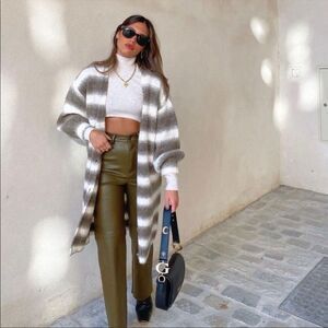 ZARA FAUX LEATHER LEGGINGS DARK KHAKI